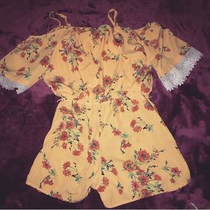 Yellow tropical jumper